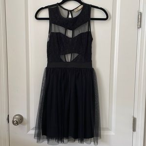 Malloy Black Lace and Tulle Mesh Cocktail Dress XS